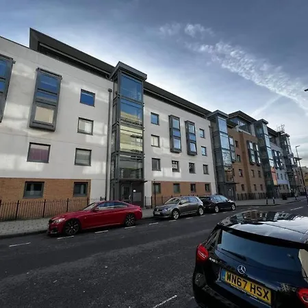 Apartment College Mews By M-groupsa - Free Parking