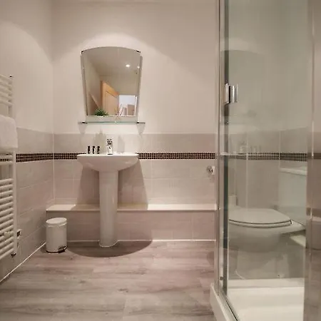 College Mews By M-groupsa - Free Parking Apartment *